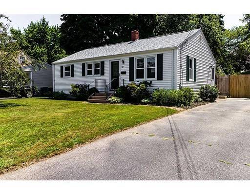 84 Crystal Dr, Warwick, RI 02889