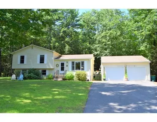 3 Cardinal Rd, Kingston, NH 03848