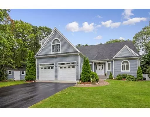 267 Hill And Plain Road, Falmouth, MA 02536