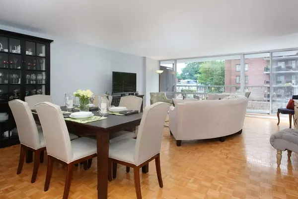 Brookline, MA 02446,45 Longwood Ave #201