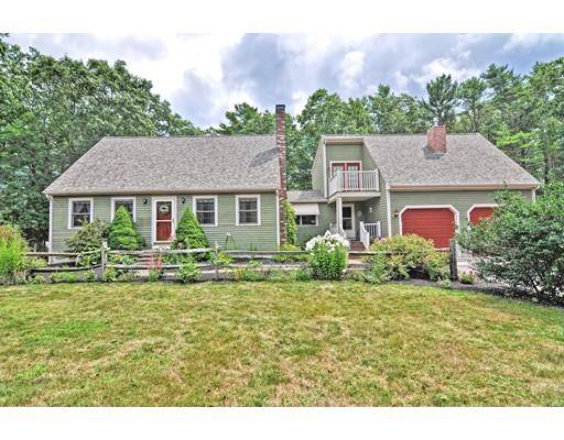 8 Darling Way, Freetown, MA 02717