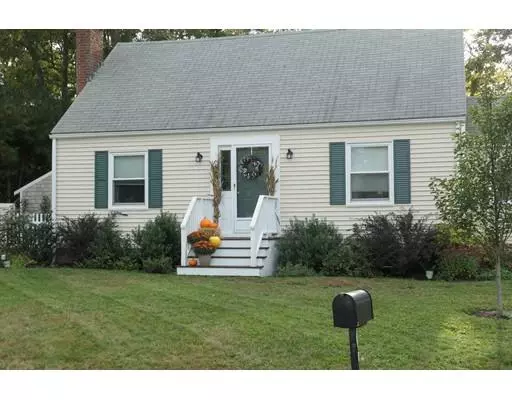 17 Oak, Foxboro, MA 02035