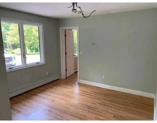 Tiverton, RI 02878,24 Christina Dr