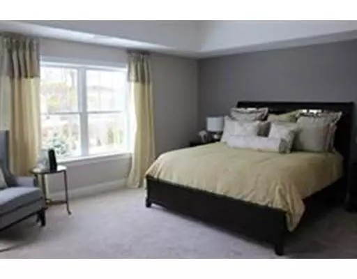 Plymouth, MA 02360,30 Muirfield #30