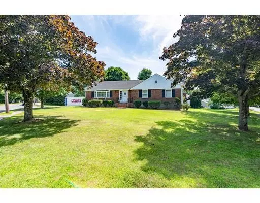 Braintree, MA 02184,99 Forest St