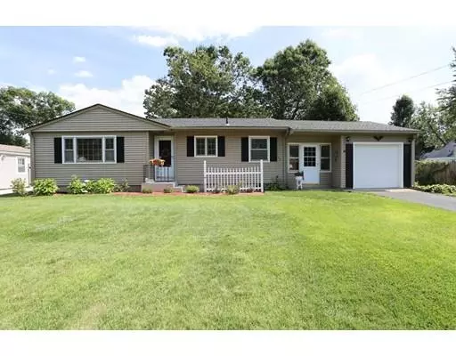 Ludlow, MA 01056,20 Haswell Cir