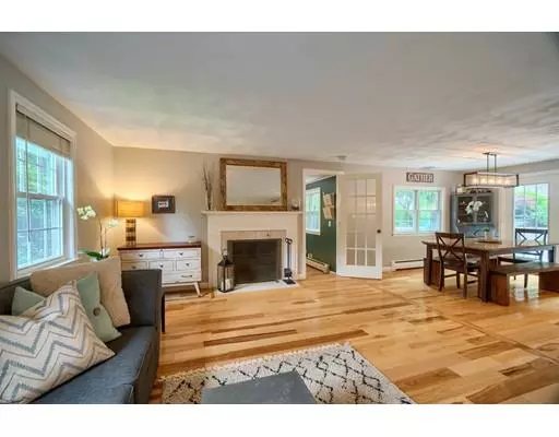 Lynnfield, MA 01940,45 Doncaster Cir