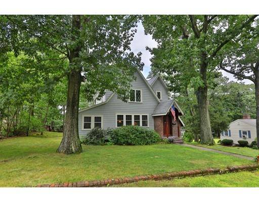 48 Winthrop Ave, Reading, MA 01867