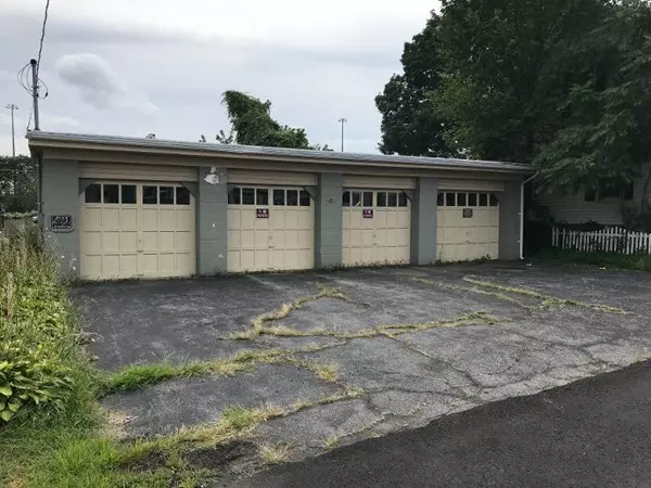 21 Alma St, Lowell, MA 01854