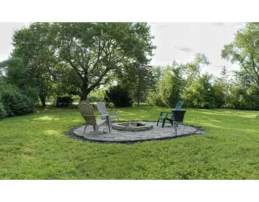 Agawam, MA 01001,33 Seymour Ave