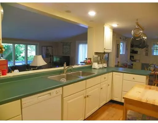 Newbury, MA 01951,93 High Road