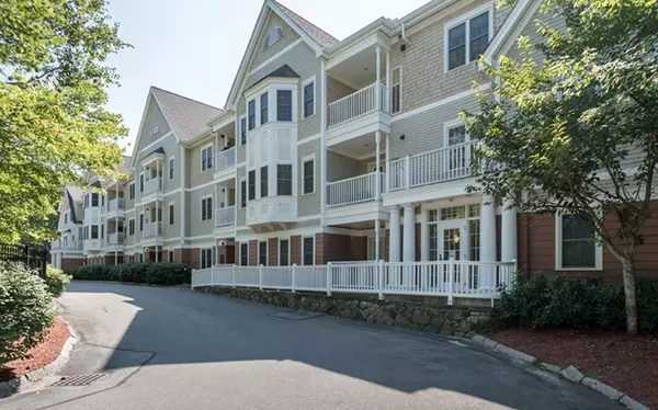 North Andover, MA 01845,190 Chickering Rd #113D