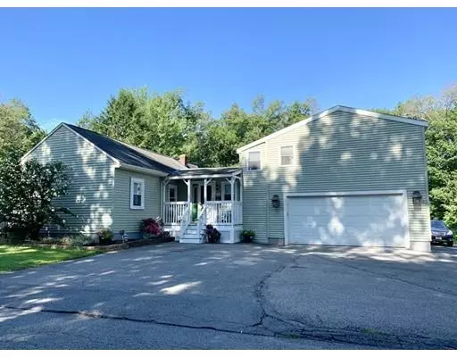 23 Oakland Dr., Auburn, MA 01501