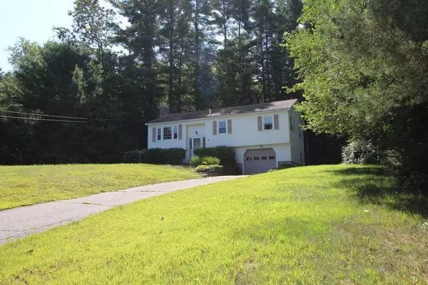 Townsend, MA 01469,3 Pisces Ln