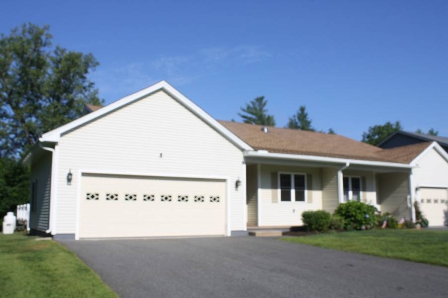 3 Silver Crest Lane #3, Greenfield, MA 01301