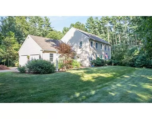 Rochester, MA 02770,4 Winters Way