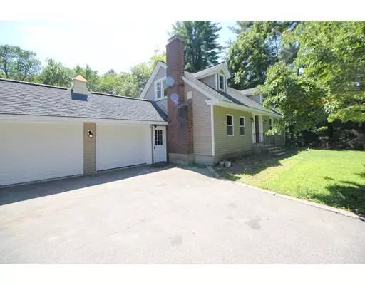 Mendon, MA 01756,71 Hartford Ave E