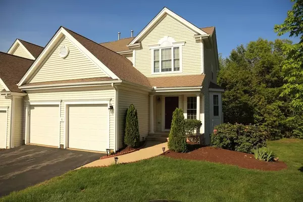 40 Tulip Cir #40, Grafton, MA 01560
