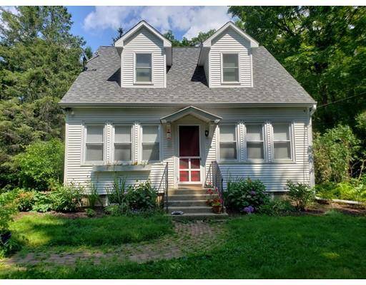 163 Hardwick Road, Petersham, MA 01366