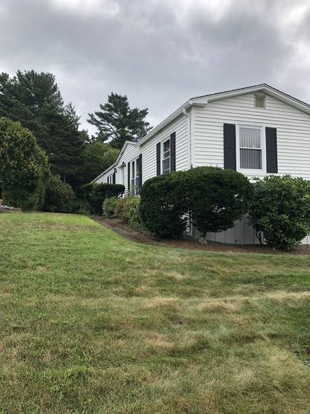 60 Pinehurst Drive, Plymouth, MA 02360