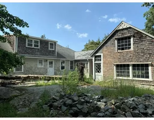 103 Black Rock Rd, Cohasset, MA 02025