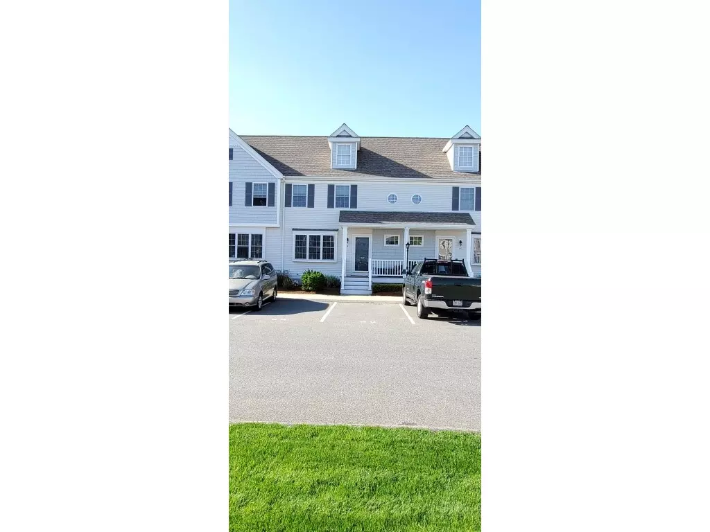 West Bridgewater, MA 02379,401 W Center St #E4