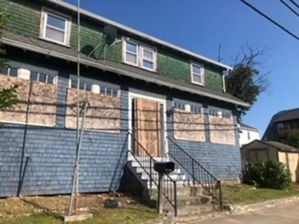 632 King St, Fall River, MA 02724