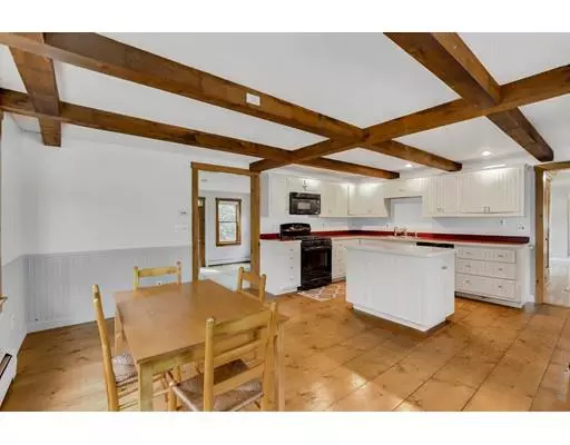 West Boylston, MA 01583,195 Goodale St