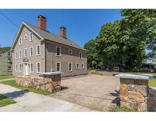 176 Hale St, Beverly, MA 01915