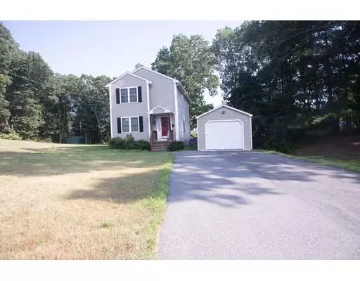 24 Beacon St, Taunton, MA 02780