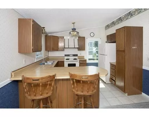 Saugus, MA 01906,50 Bristow St
