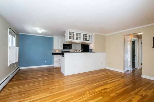 Wakefield, MA 01880,15 Lafayette St #7