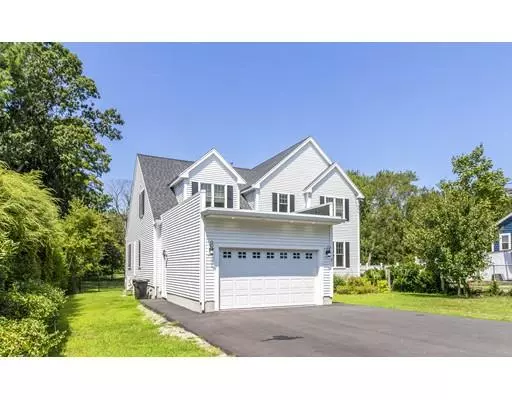 37 Granite St, Foxboro, MA 02035