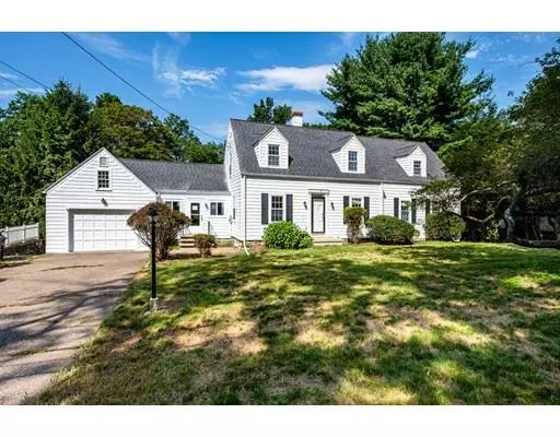 212 Lebanon Hill Rd, Southbridge, MA 01550