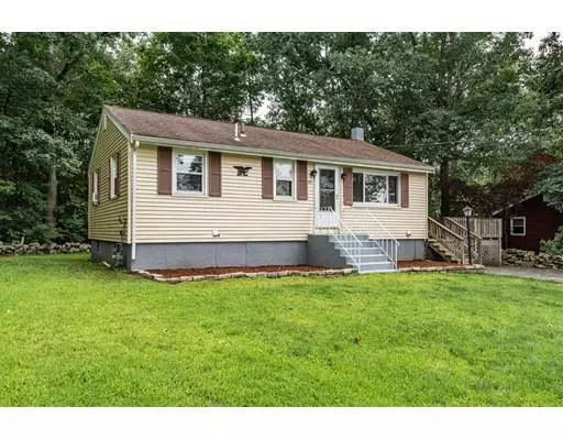 93 Janice Ave, Dracut, MA 01826