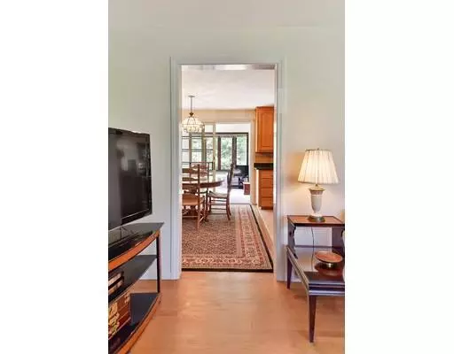 East Longmeadow, MA 01028,57 Hillside Dr