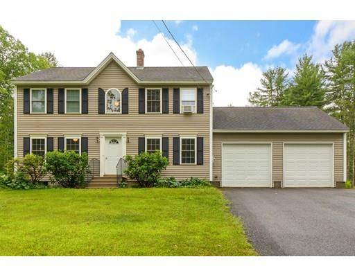 13 Flat Rock Rd, Petersham, MA 01366