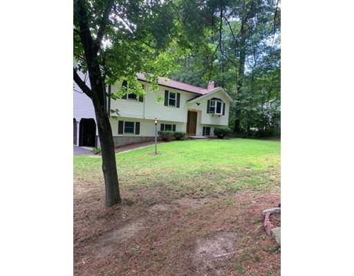 4 Conlin Road, Oxford, MA 01540