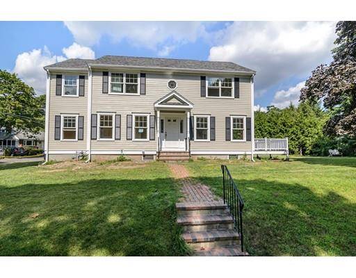 7 Hodges Avenue, Wellesley, MA 02482