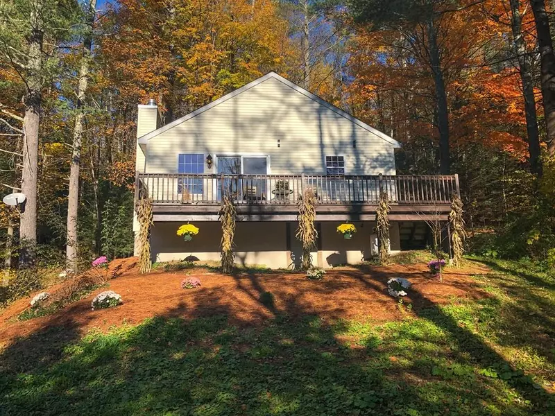 499 Jacksonville Rd, Colrain, MA 01340