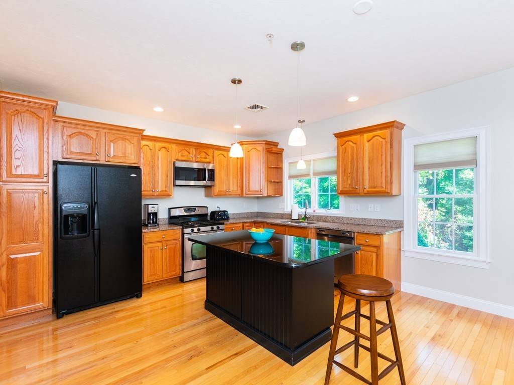 Grafton, MA 01519,148 Providence Rd #148