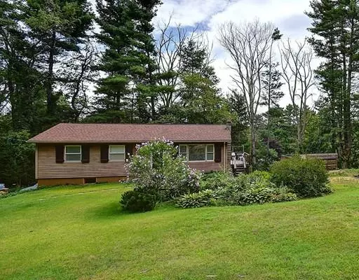 12 Wales Rd, Holland, MA 01521