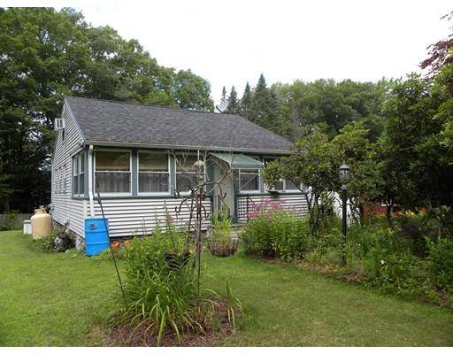 300 Partridge Hill Rd, Charlton, MA 01507