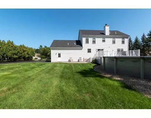 Westford, MA 01886,6 Rolling Meadow Ln