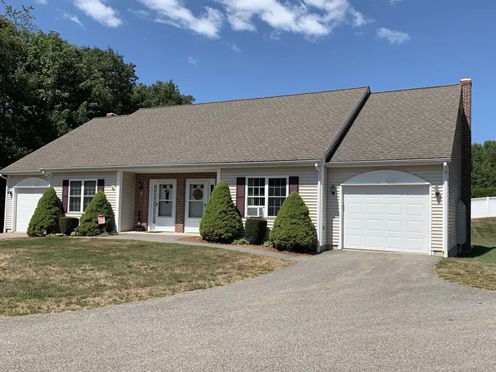 Rutland, MA 01543,3 Autumn Woods Dr #3