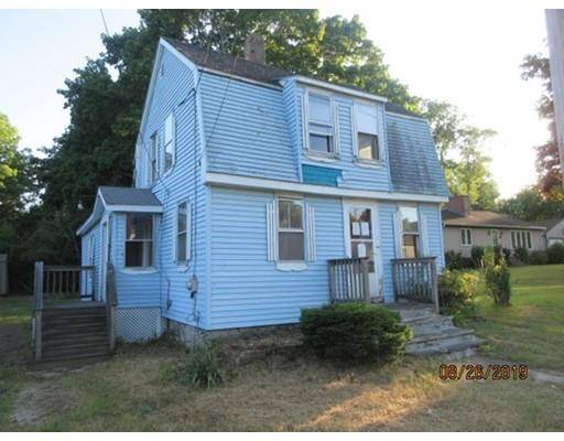 15 Chipaway Rd, Freetown, MA 02717