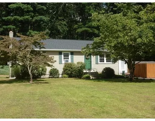 179 Ivy Ln, Northbridge, MA 01588