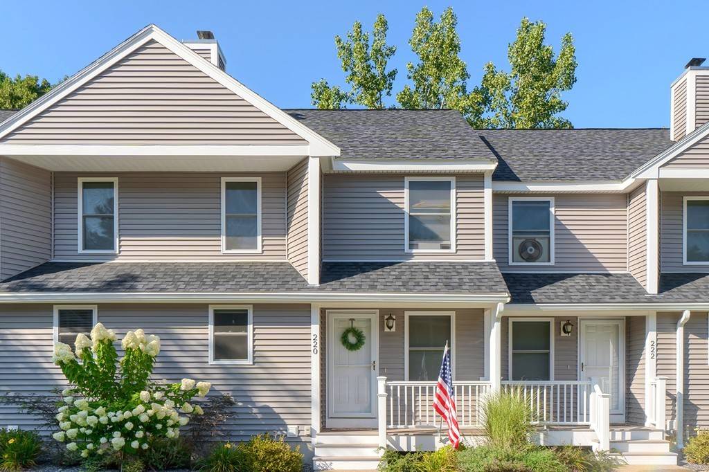 220 Bayberry Hill Ln #220, Leominster, MA 01453