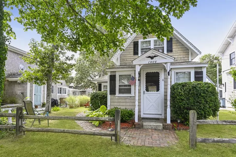 6 Camp Av, Harwich, MA 02646