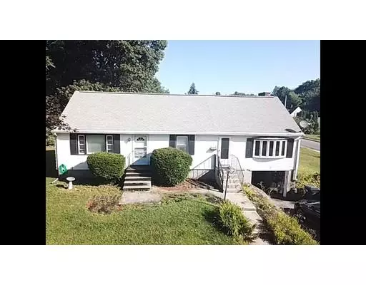 11 Greenwood Dr, Auburn, MA 01501